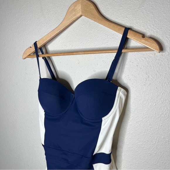 Tory Burch Lipsi Navy White Colorblock One Piece Swimsuit Vacation - Picture 4 of 10